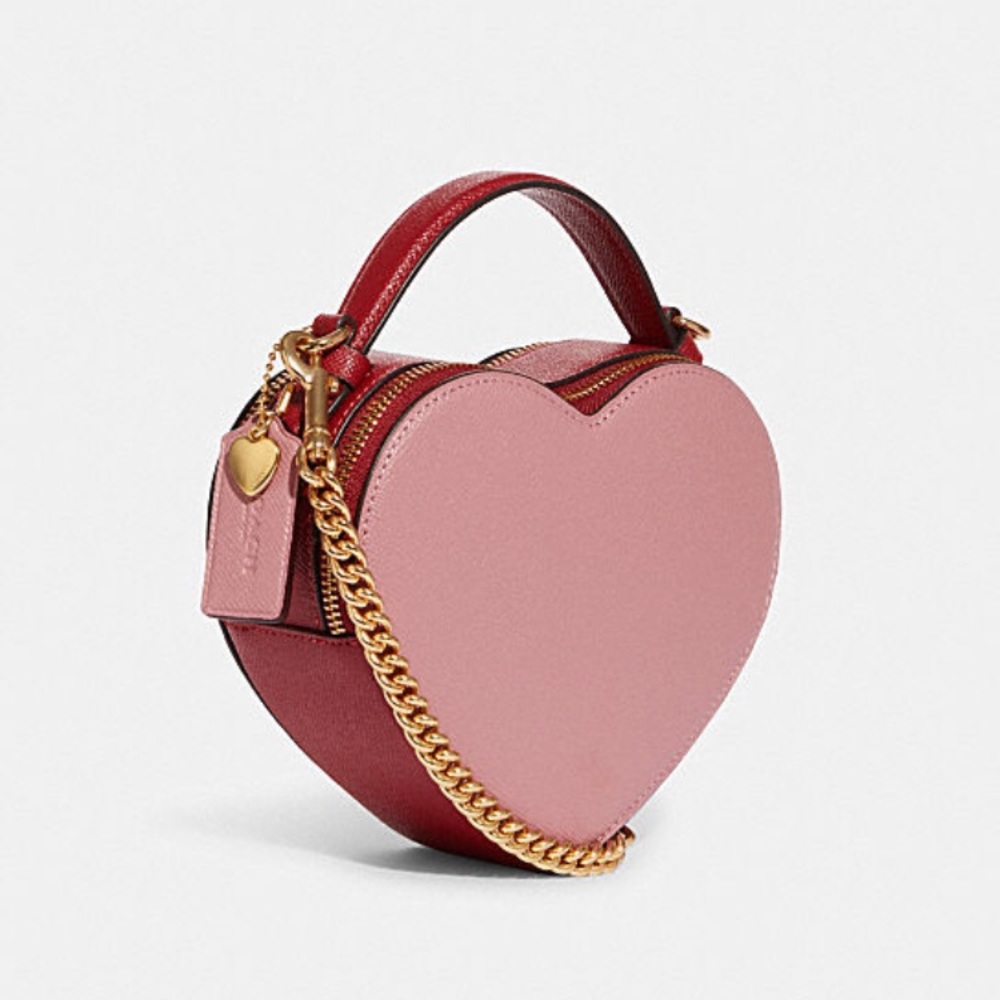 🌴SUMMER SALE 🌴💯✔️Authentic Coach Heart Bag ,SOLD OUT EVERYWHERE - Picture 2 of 6